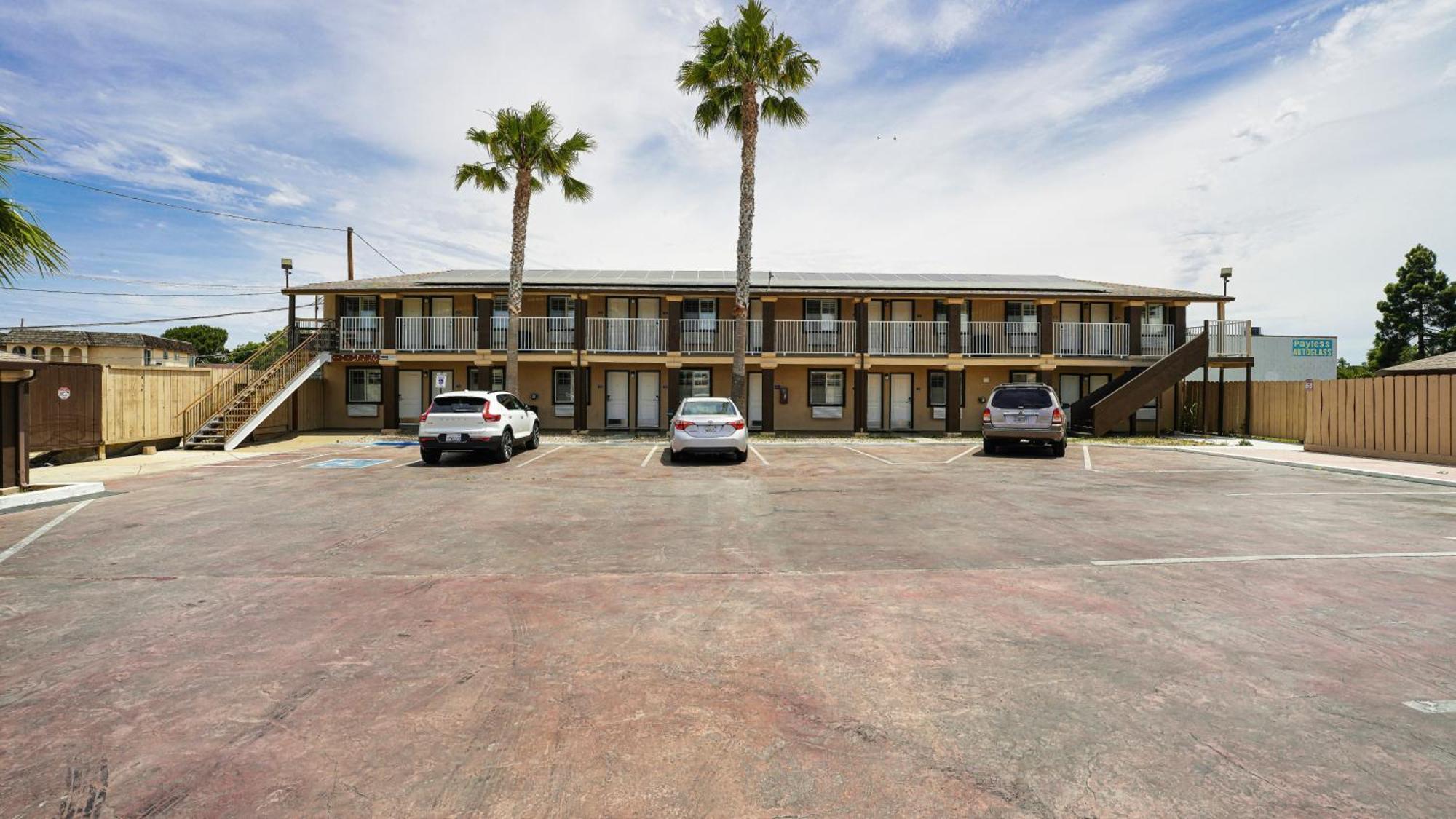 Americas Best Value Inn, Antioch Eksteriør bilde